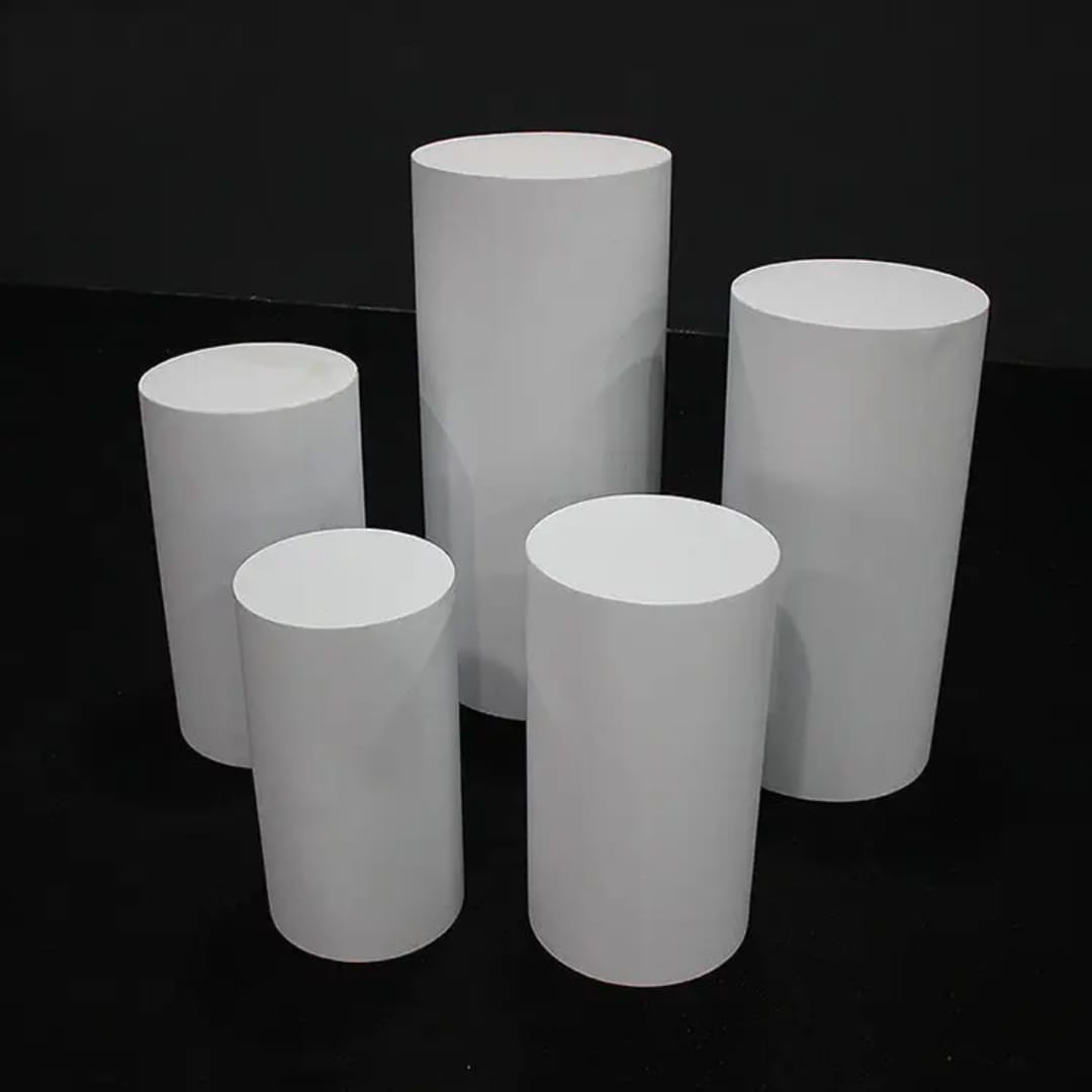 White display plinths for styling
